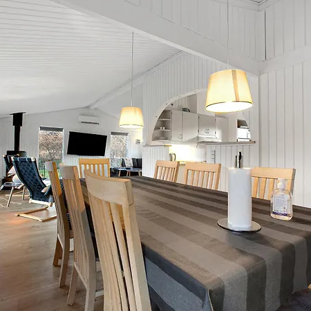 Cozy Summer House On Scenic Djursland Дом отдыха *