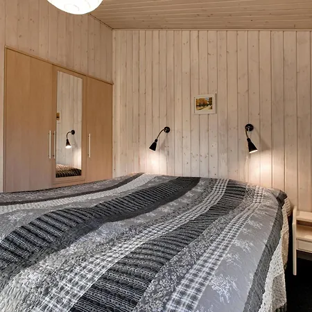 Дом отдыха Cozy Summer House On Scenic Djursland Glesborg