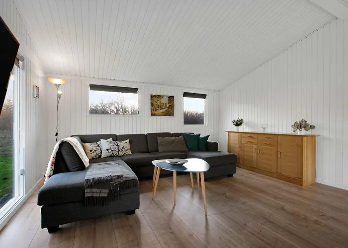 Holiday home Cozy Summer House On Scenic Djursland Glesborg